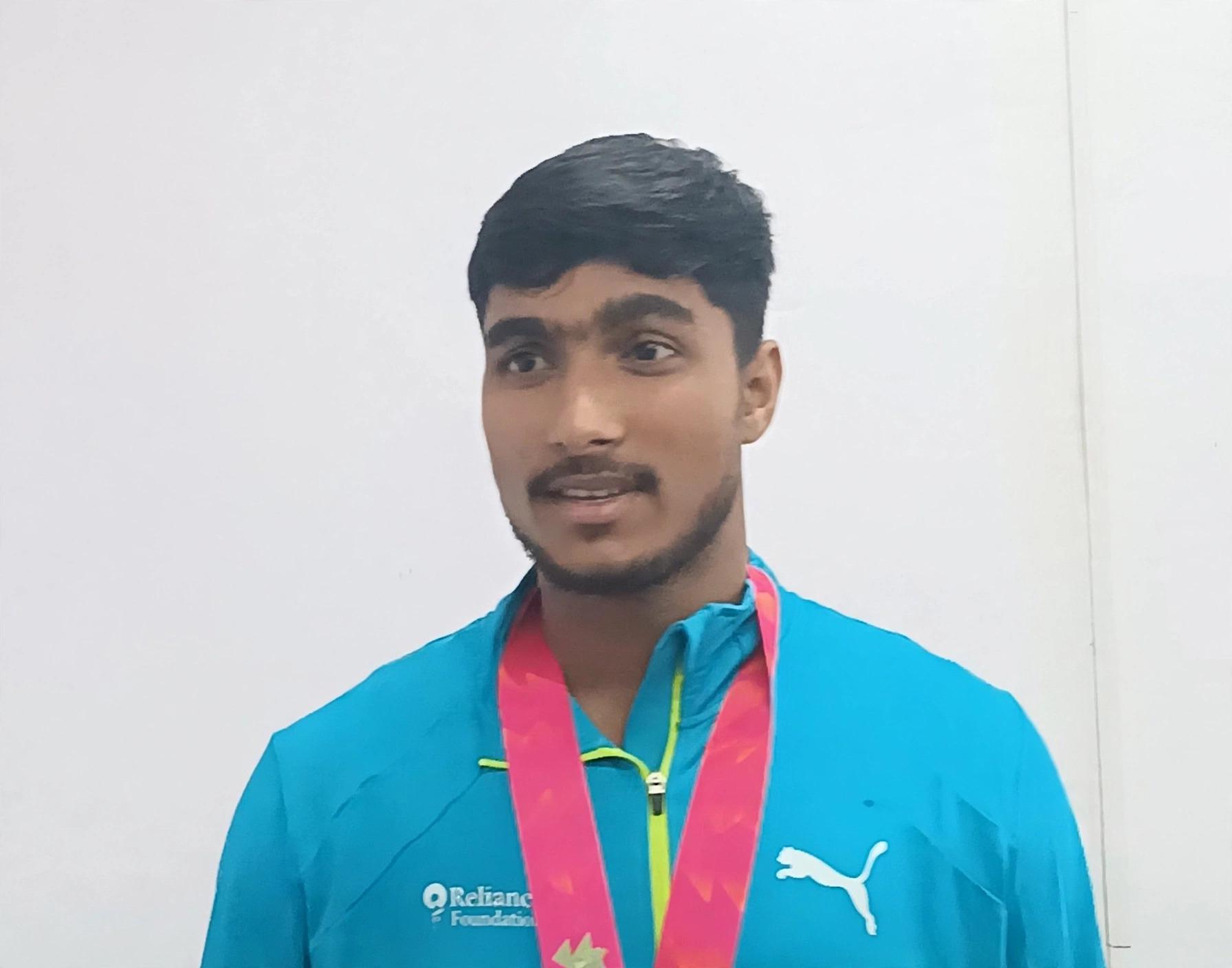 खुशी है कि देश के लिए मेडल लेकर आ सका