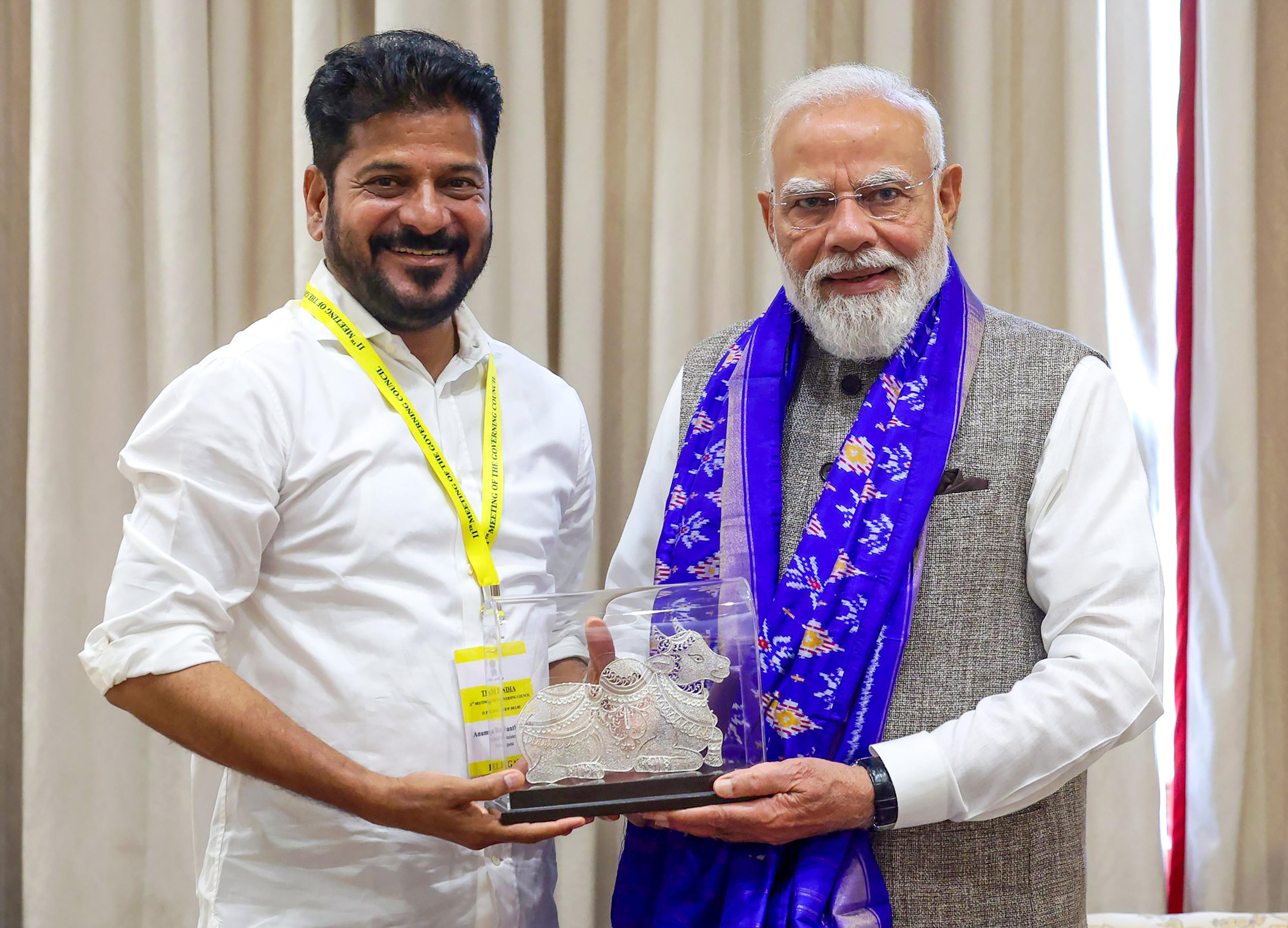 तेलंगाना के सीएम ने पीएम मोदी से की मुलाकात, केंद्र से मांगा सहयोग