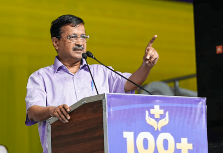केजरीवाल ने गुजरात के सीएम को पत्र लिखा, स्थानीय चुनाव से पहले 'आप' कार्यकर्ताओं की 'लक्षित गिरफ्तारियों' का आरोप लगाया