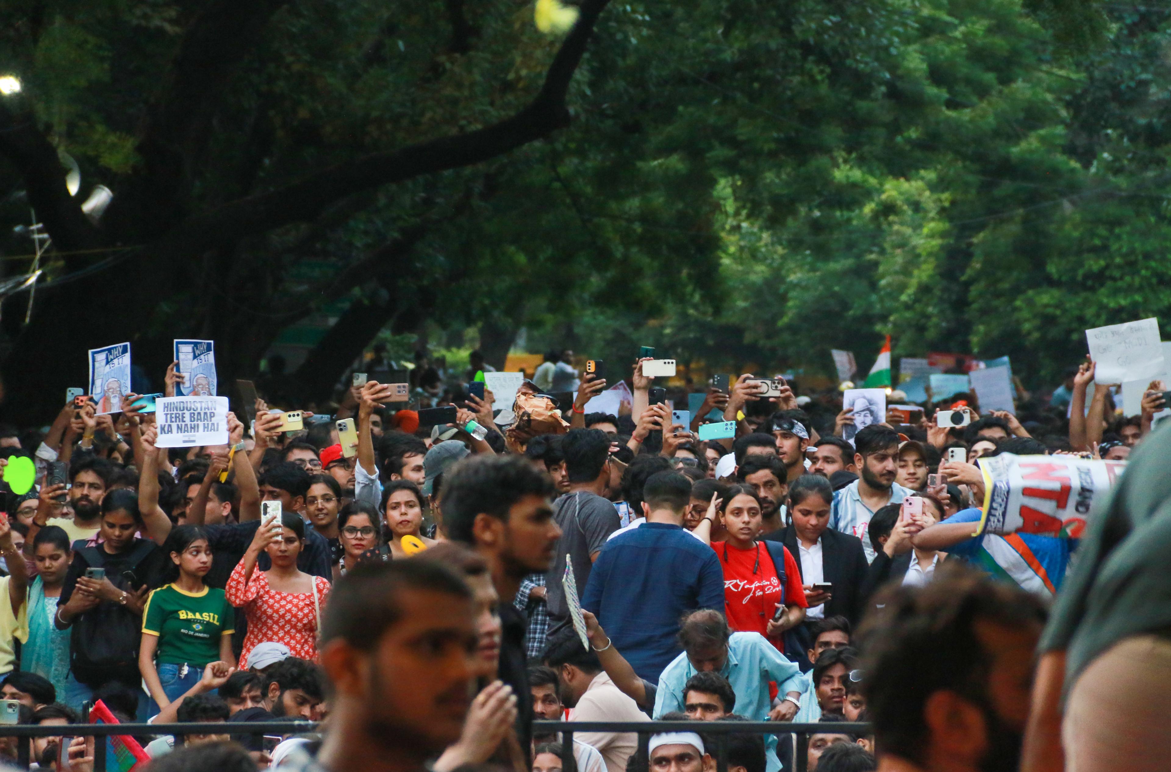 आरएमएल अस्पताल हेल्थ बुलेटिनः विरोध-प्रदर्शन में गंभीर रूप से घायल युवती की हालत स्थिर, वेंटिलटर से हटाया गया