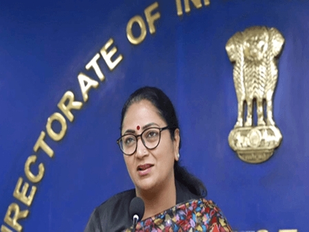 दिल्ली में अब चरणबद्ध समय पर खुलेंगे सरकारी व निगम कार्यालय: मुख्यमंत्री रेखा गुप्ता