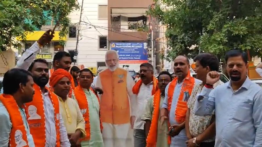 केंद्रीय कैबिनेट से गंगा-वरुणा एलिवेटेड कॉरिडोर को मंजूरी, वाराणसी में भाजपा कार्यकर्ताओं ने मनाया जश्न