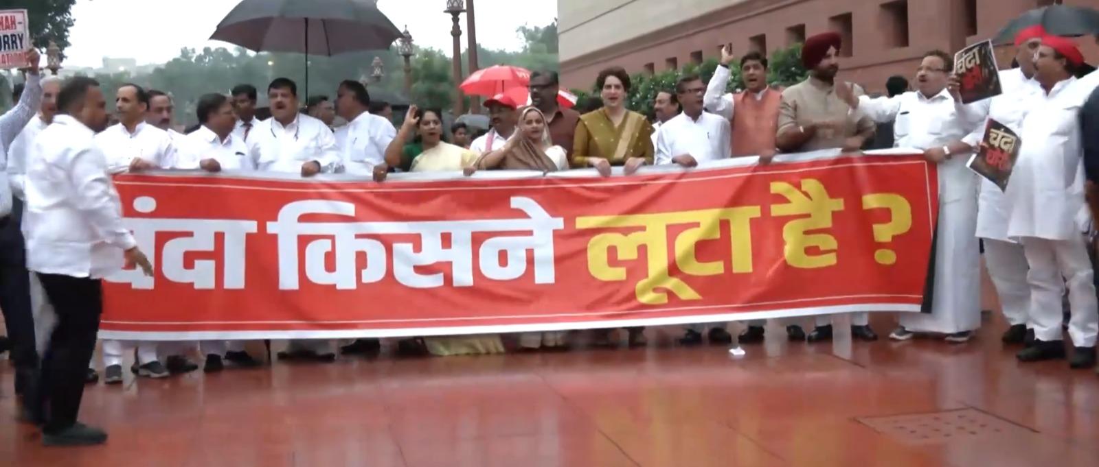 विपक्ष बोला-परीक्षा और राम मंदिर मुद्दे का स्रोत एक, दोनों पर चर्चा होनी चाहिए