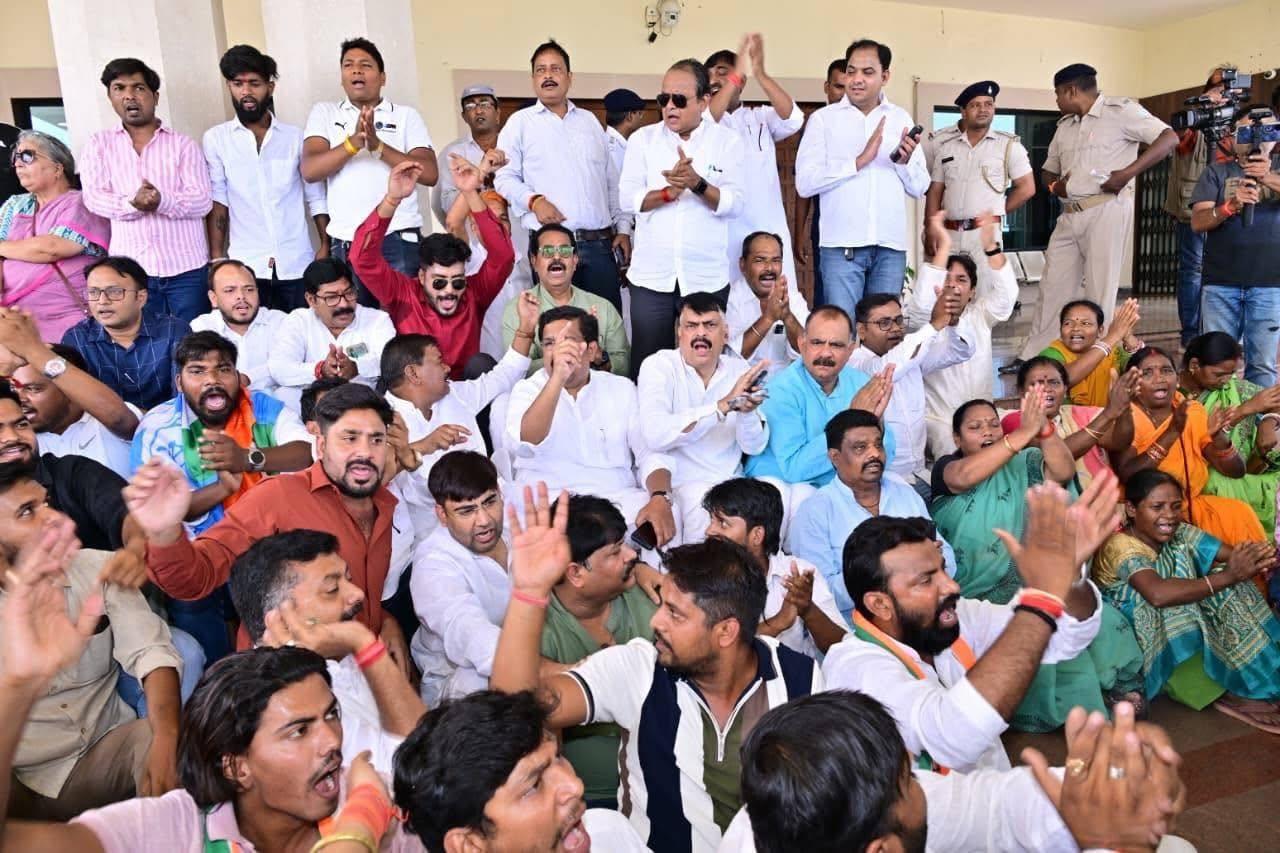झारखंडः राज्यसभा चुनाव में परिमल नाथवानी के पर्चे पर दर्ज आपत्तियों की सुनवाई पूरी, फैसले का इंतजार