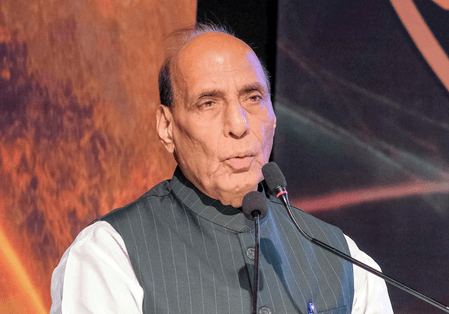 'ऑपरेशन सिंदूर' की वर्षगांठ पर राजनाथ सिंह ने सेना के शौर्य को किया सलाम, बोले- 'हमारे सशस्त्र बल हर चुनौती को तैयार'