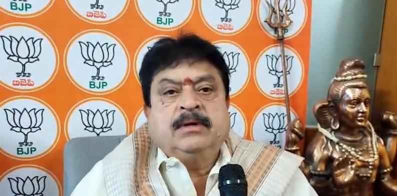 'हिंदुत्व राष्ट्रवाद' पर ओवैसी के बयान पर भाजपा का पलटवार, कहा- उनके बयान राष्ट्रविरोधी विचारधारा से प्रेरित