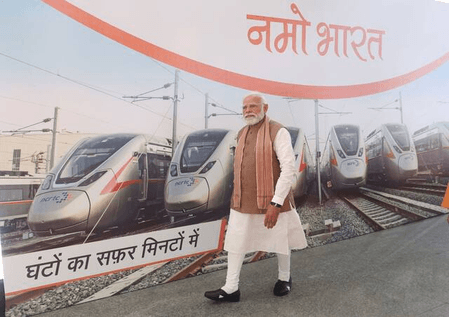 दिल्ली-गाजियाबाद-मेरठ कॉरिडोर पर रिकॉर्ड राइडरशिप, एक दिन में 1 लाख से अधिक यात्रियों ने किया सफर