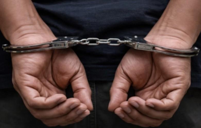 लखनऊ: जेई-सुपरवाइजर को 7.50 लाख रुपये की रिश्वत लेते विजिलेंस टीम ने किया गिरफ्तार