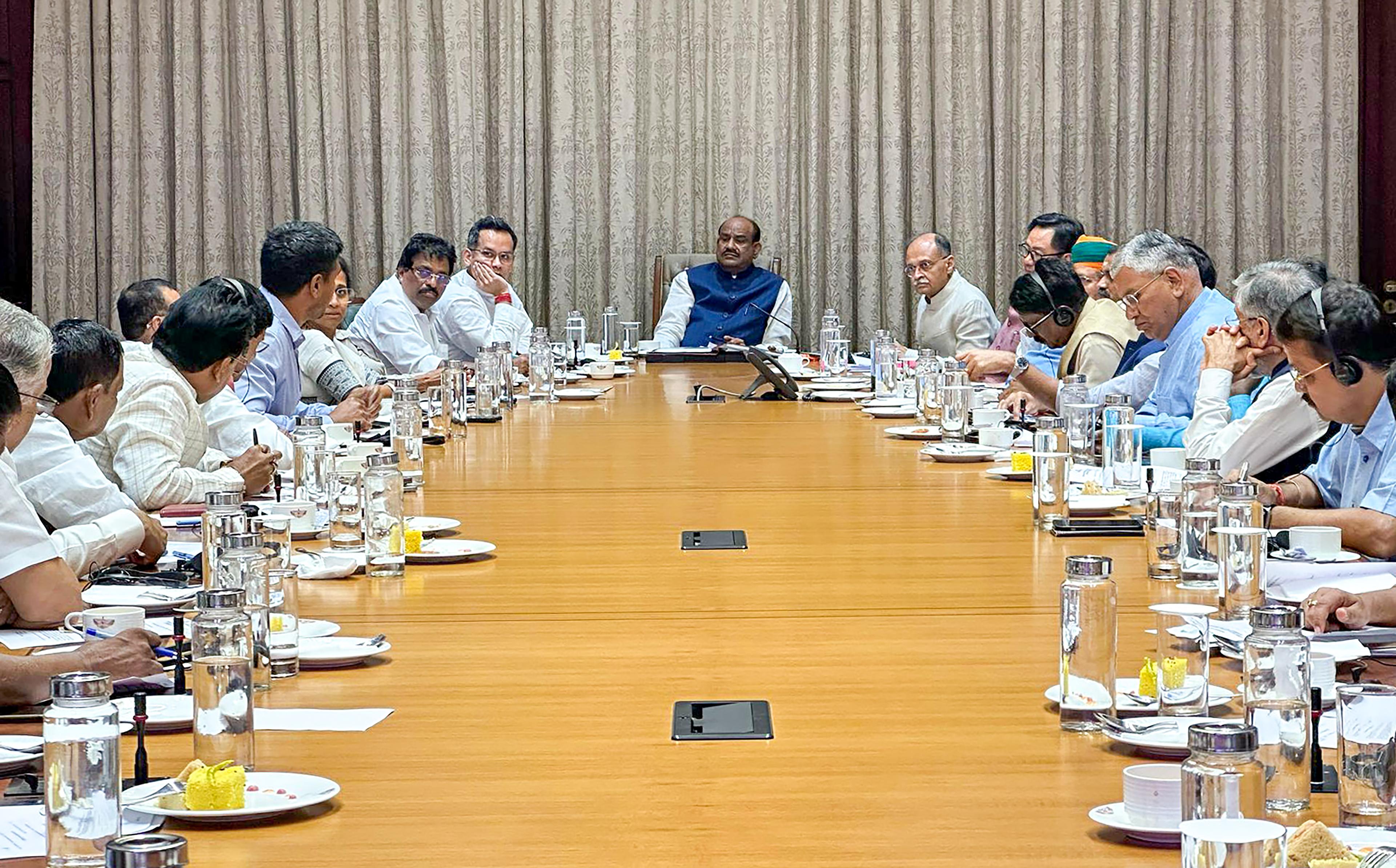 लोकसभा स्पीकर ओम बिड़ला ने बिजनेस एडवाइजरी कमेटी की बैठक बुलाई