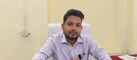 महासमुंद : कर्मचारी की मौत पर परिजनों का प्रदर्शन, फैक्ट्री प्रबंधन पर उठे सवाल