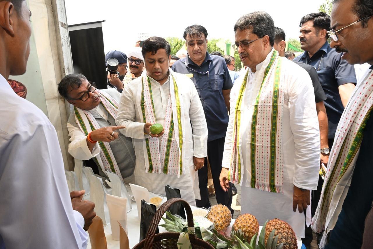 दिल्ली में तीन दिवसीय 'त्रिपुरा ग्लोबल पाइनएप्पल फेस्टिवल' का उद्घाटन, पूर्वोत्तर के विकास पर जोर