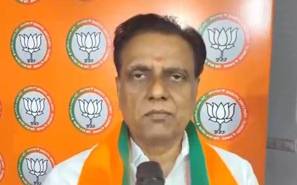 तेलंगाना में भाजपा का रेवंत रेड्डी सरकार पर हमला, स्कूल बंद करने का लगाया आरोप