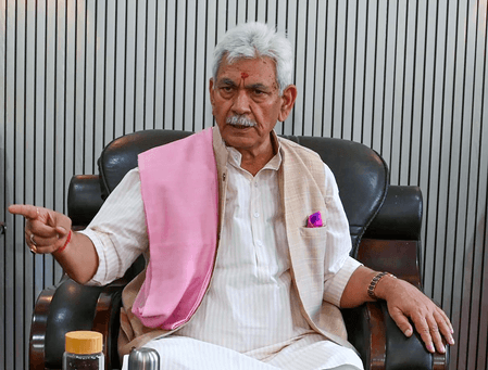 जम्मू-कश्मीर: उपराज्यपाल सिन्हा और महबूबा मुफ्ती ने कुलगाम आतंकी हमले की निंदा की