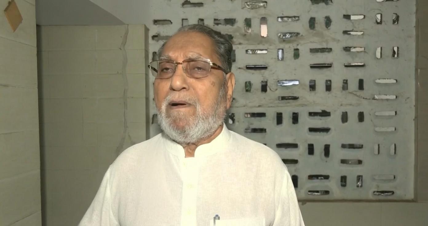 कांग्रेस नेता ने की बीएमसी को तीन हिस्सों में बांटने की मांग, यूसीसी पर बोले- 'मैं इसके पक्ष में'