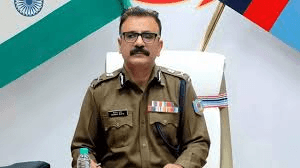 पांच लाख का इनामी नक्सली कुंवर मांझी ढेर, एक जवान शहीद, क्रॉस फायरिंग में एक ग्रामीण की मौत (लीड-2)