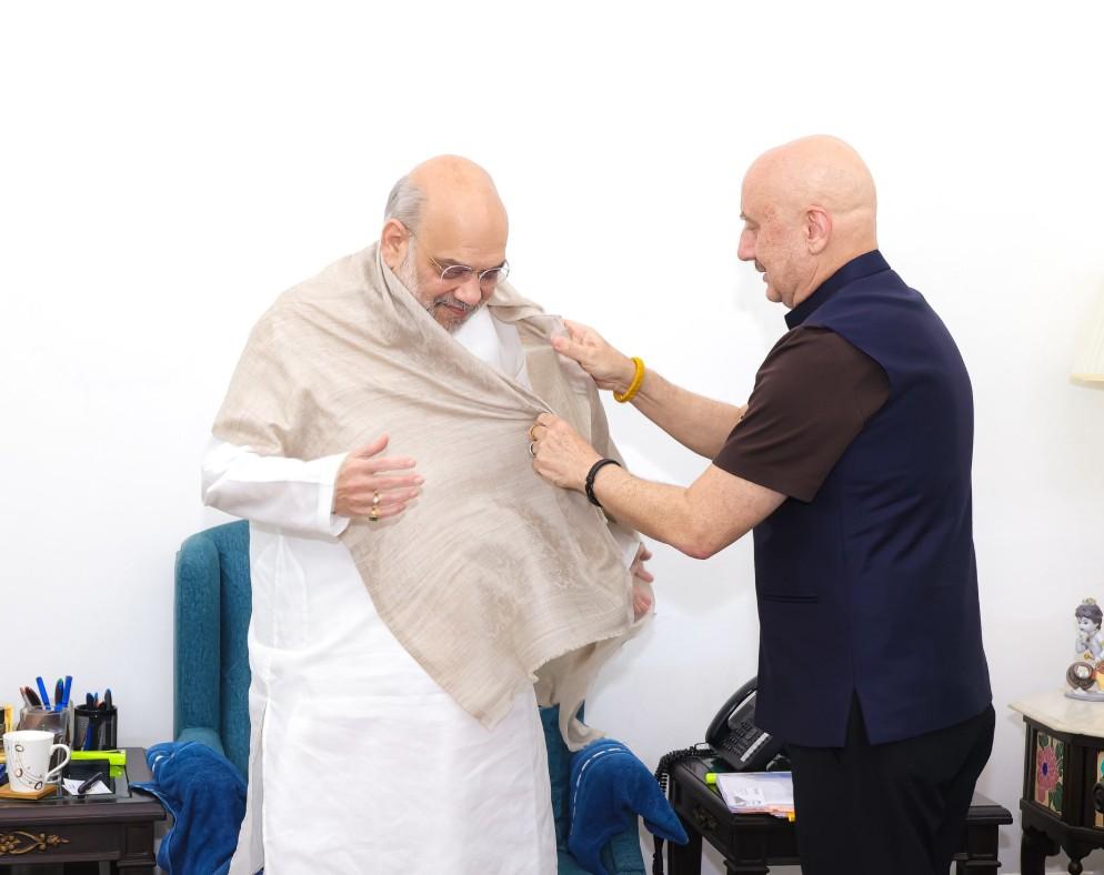 केंद्रीय गृह मंत्री अमित शाह से मिले अनुपम खेर, बोले- 'ऐसे व्यक्तित्व से हर मुलाकात कुछ नया सीखने का मौका देती है'