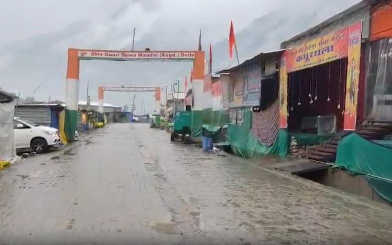 खराब मौसम के कारण अमरनाथ यात्रा लगातार चौथे दिन भी स्थगित रही