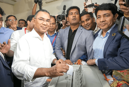बांग्लादेश चुनाव : बीएनपी प्रमुख तारिक रहमान ने डाला वोट, कहा- 'लोगों को उनके अधिकार वापस मिल गए'