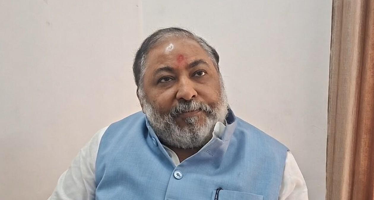 वरिष्ठ