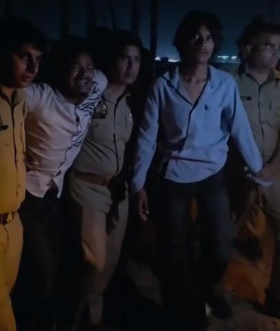 फिरोजाबाद पुलिस की बड़ी सफलता, हत्या के प्रयास के दो आरोपी मुठभेड़ में गिरफ्तार