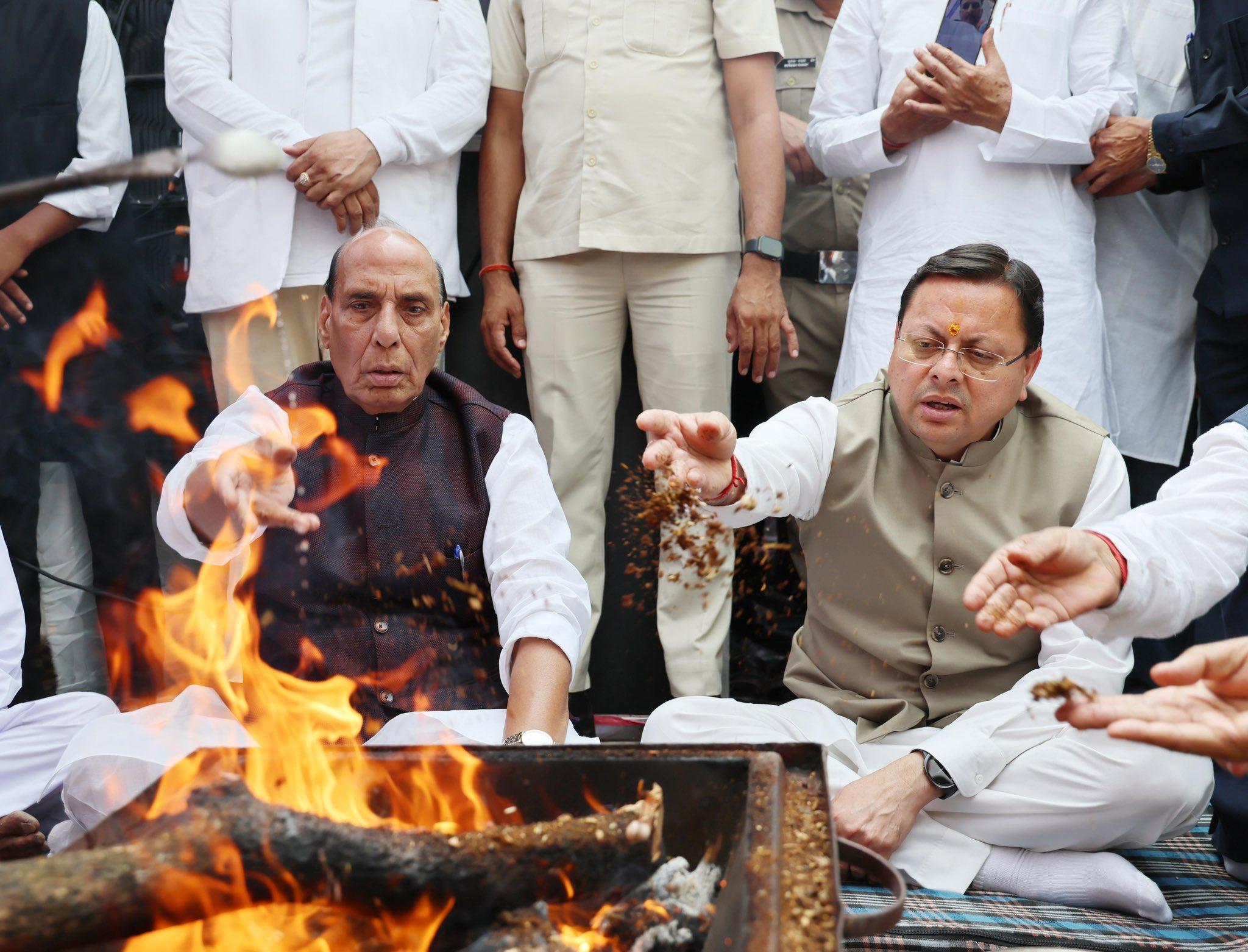 रक्षा मंत्री राजनाथ सिंह और उत्तराखंड के सीएम धामी ने शूटिंग के दिग्गज जसपाल राणा को श्रद्धांजलि दी