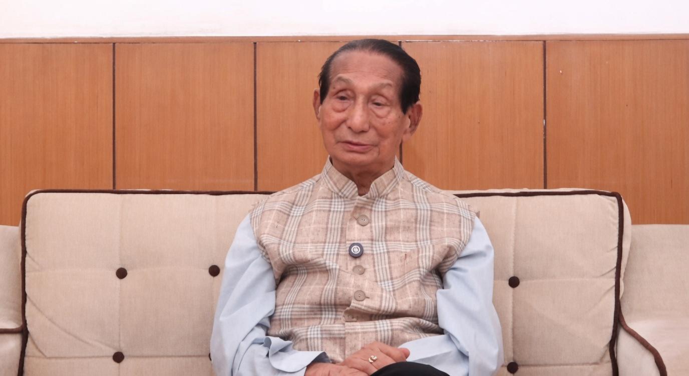 'नेहरू दार्शनिक थे, मोदी व्यवहारिक नेता हैं', पूर्व नागालैंड सीएम जमीर ने की पीएम मोदी की तारीफ