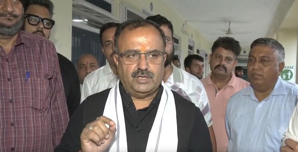 सोनम वांगचुक को कैसे मनाया गया, यह बात किसी से छुपी नहीं है : विक्रम रंधावा
