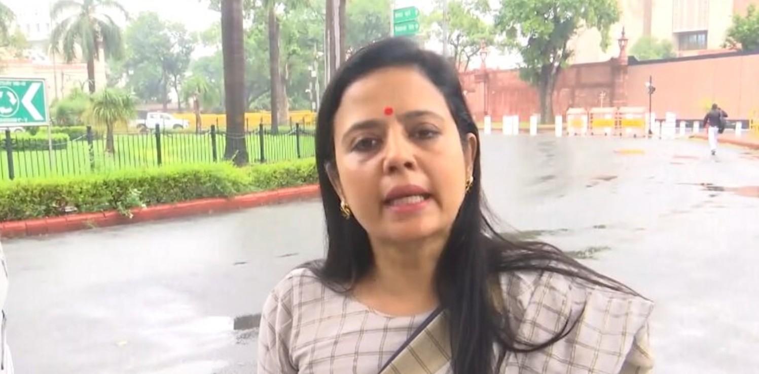 आज पश्चिम बंगाल के लिए काला दिन है : महुआ मोइत्रा