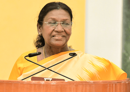 राष्ट्रपति मुर्मू करेंगी संविधान दिवस 2025 समारोह की अध्यक्षता, नौ भारतीय भाषाओं में 'डिजिटल संविधान' होगा जारी