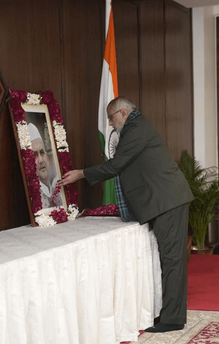 उपराष्ट्रपति सीपी राधाकृष्णन ने लाल बहादुर शास्त्री और तिरुप्पुर कुमारन को दी श्रद्धांजलि