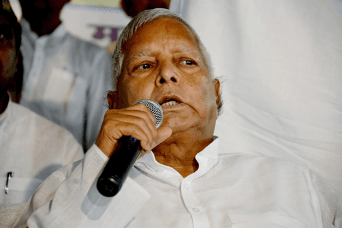लालू यादव की बढ़ी मुश्किलें, राज्य अनुसूचित जाति आयोग ने भेजा नोटिस, 15 दिनों में मांगा जवाब