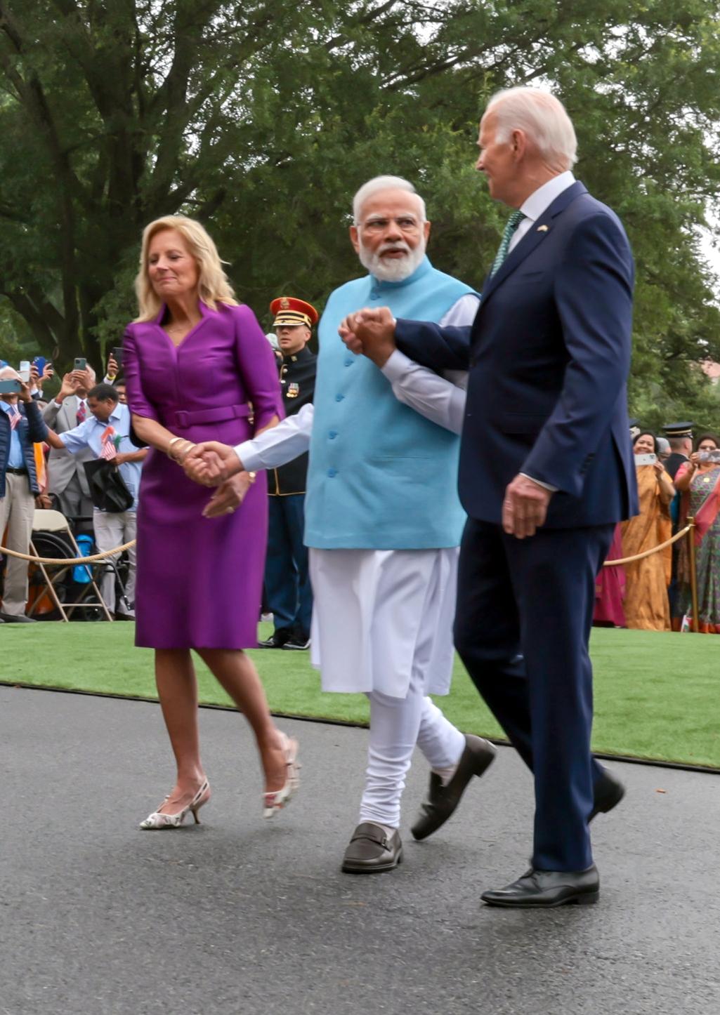 पीएम मोदी का स्टेट डिनर: कैसे डेयरी, लहसुन-फ्री डिश बनी चुनौती? जिल बाइडेन ने किताब में किए रोचक खुलासे