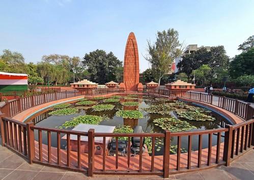 जलियांवाला बाग नरसंहार के स्मृति दिवस पर ओम बिरला समेत कई नेताओं ने किया शहीदों के बलिदान को नमन