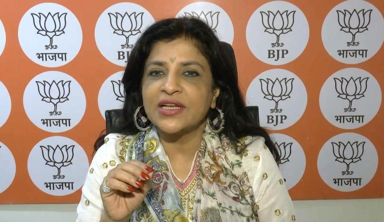 इतिहास और संदर्भ को समझने की जरूरत