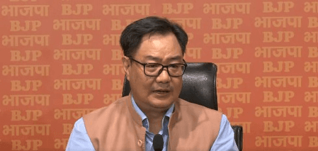 सऊदी हादसे में जान गंवाने वाले भारतीयों के प्रति केंद्रीय मंत्री किरेन रिजिजू ने व्यक्त कीं संवेदनाएं