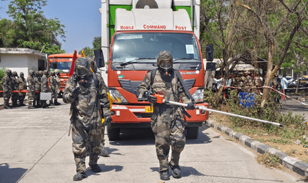 वडोदरा एयरपोर्ट पर सीआईएसएफ का सीबीआरएन मॉक ड्रिल