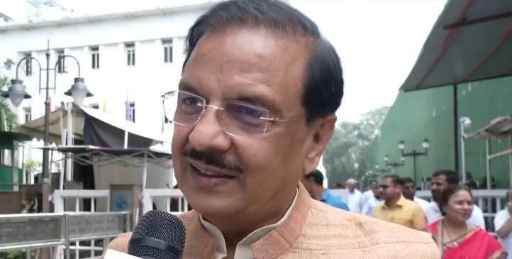 रामनाथ कोविंद ऊंचे पद पर रहकर भी नहीं भूले सादगी