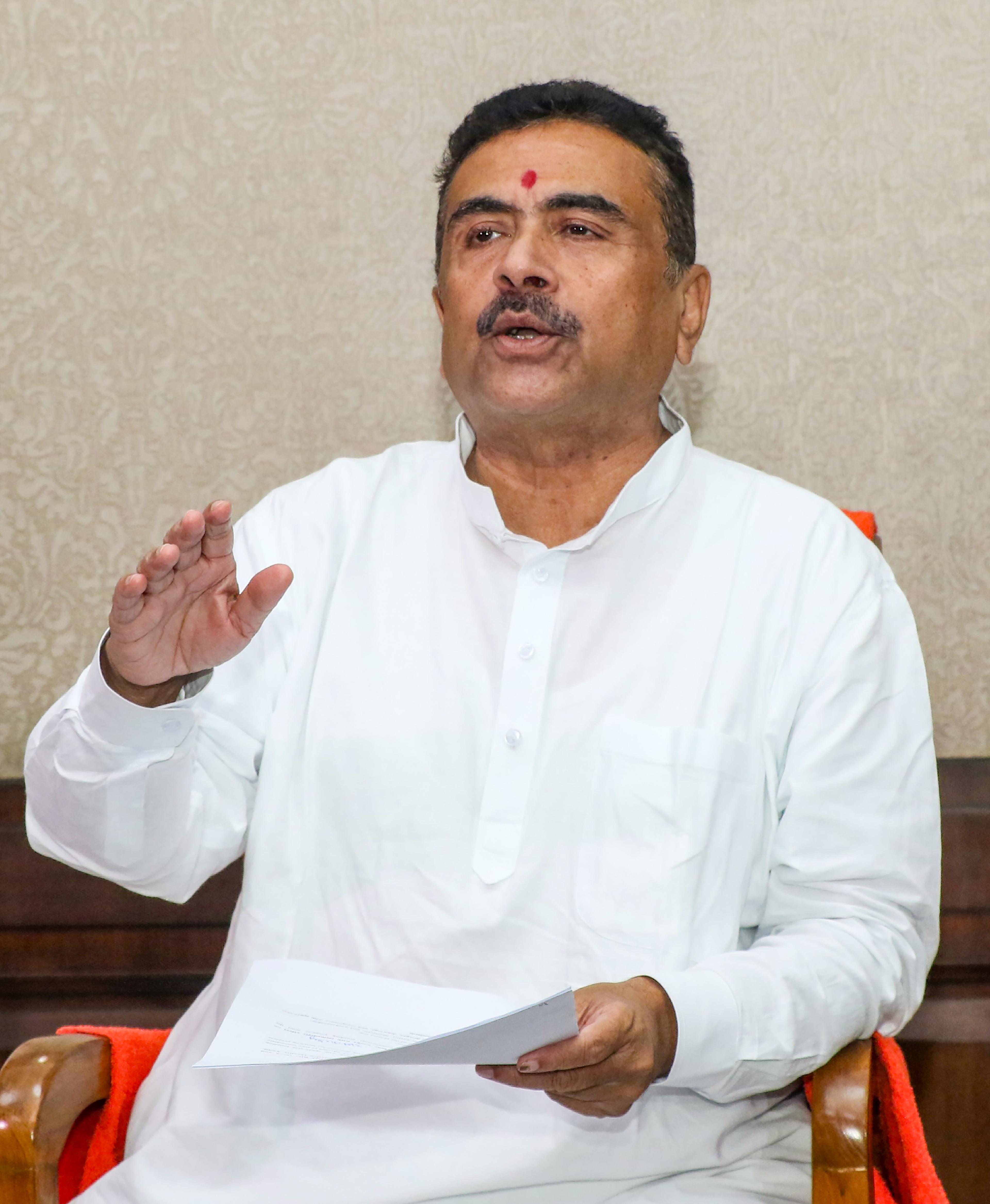 कोलकाता: बागनान हिंसा में मारे गए भाजपा कार्यकर्ता के परिवार से मिले सीएम, मुआवजा और न्याय का दिलाया भरोसा