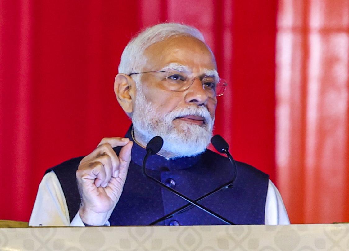 उदार हृदय वाले सज्जन बिना किसी स्वार्थ या अपेक्षा के दूसरों का हित करते रहते हैंः प्रधानमंत्री नरेंद्र मोदी