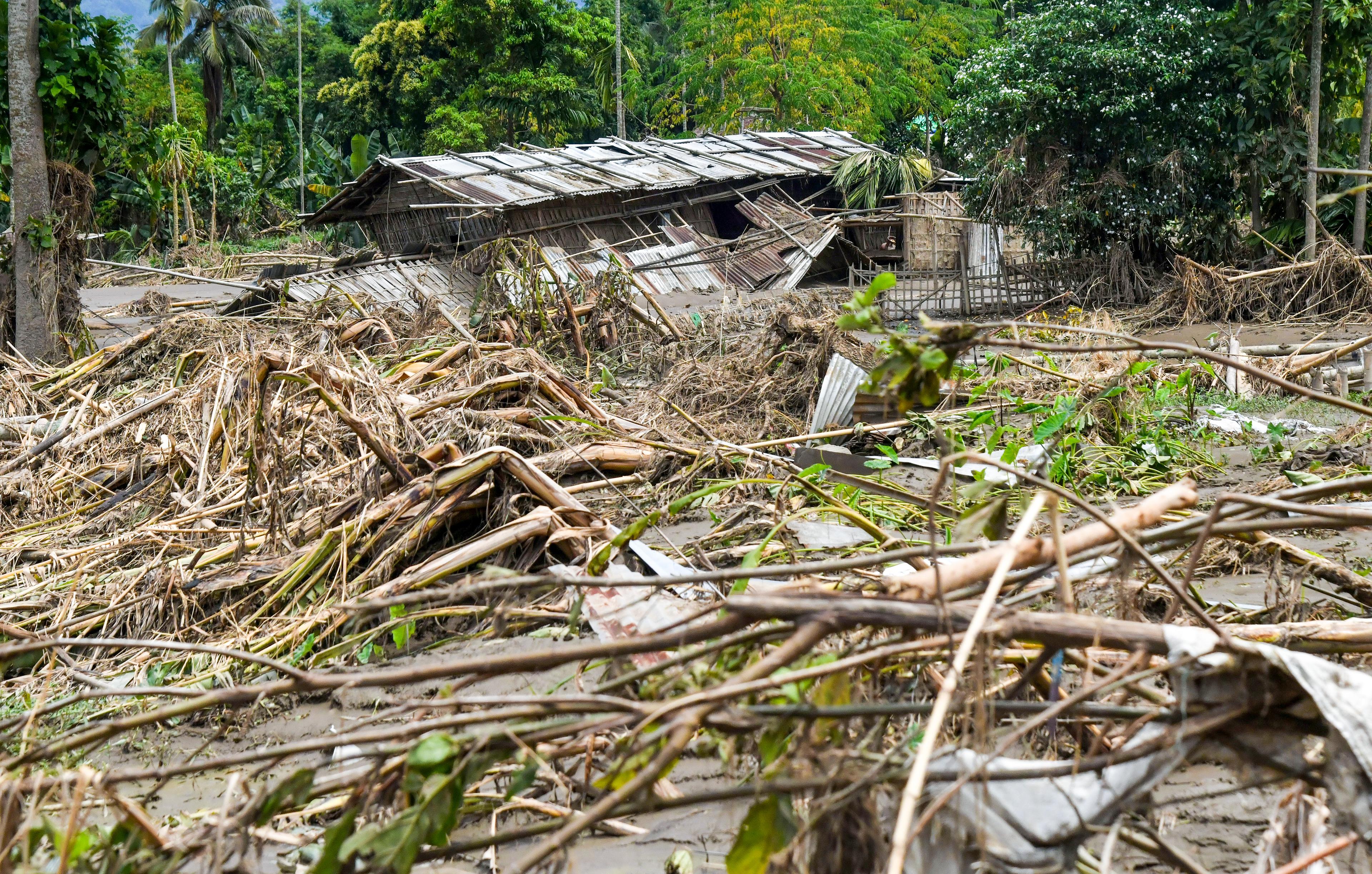असम : सीएम ने बाढ़ प्रभावितों के लिए किया 160 करोड़ रुपये की सहायता राशि का ऐलान