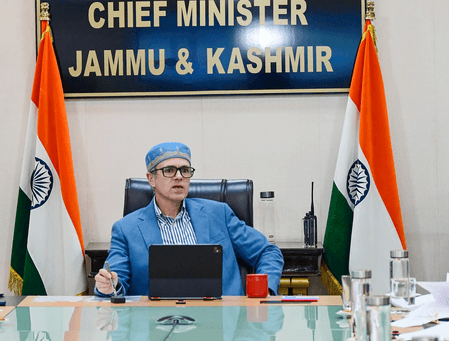जम्मू-कश्मीर: प्रधानमंत्री पैकेज के तहत कार्यरत कर्मचारियों को मिली 3 दिन की विशेष छुट्टी