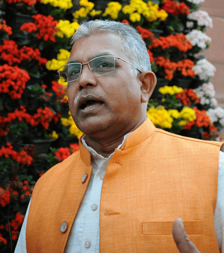 उत्तरी बंगाल बाढ़ में डूब रहा है और सीएम ममता बनर्जी मना रही है उत्सव: दिलीप घोष