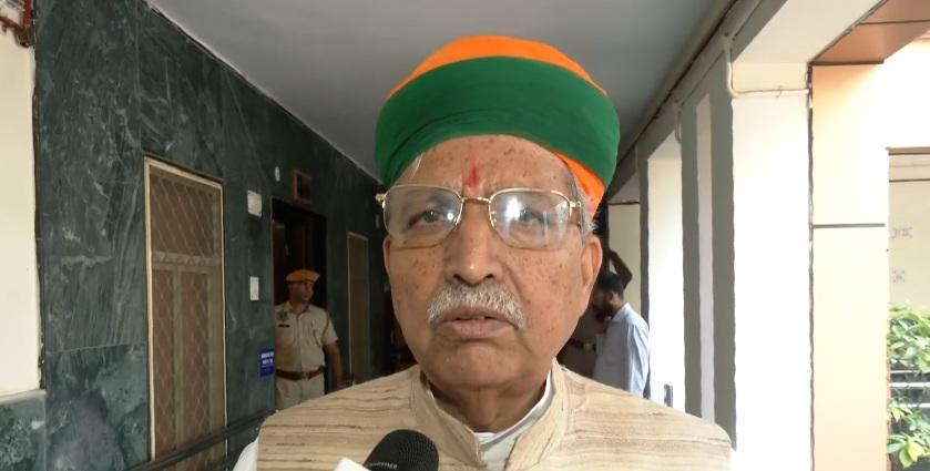 नारी