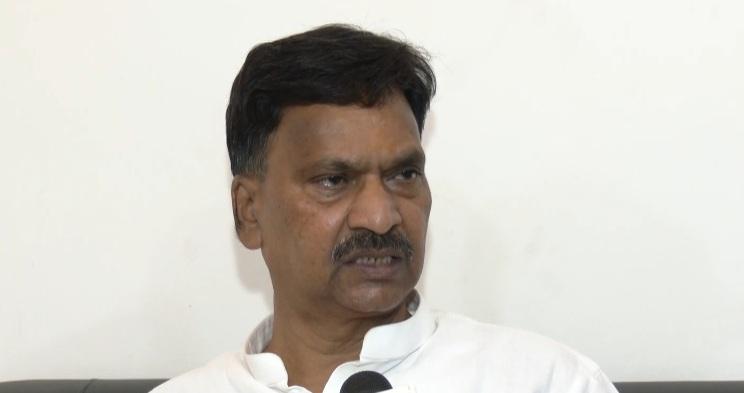 भाजपा आपातकाल के नाम पर ध्यान भटकाना चाहती है, जनता जवाब देगी : राकेश राठौर