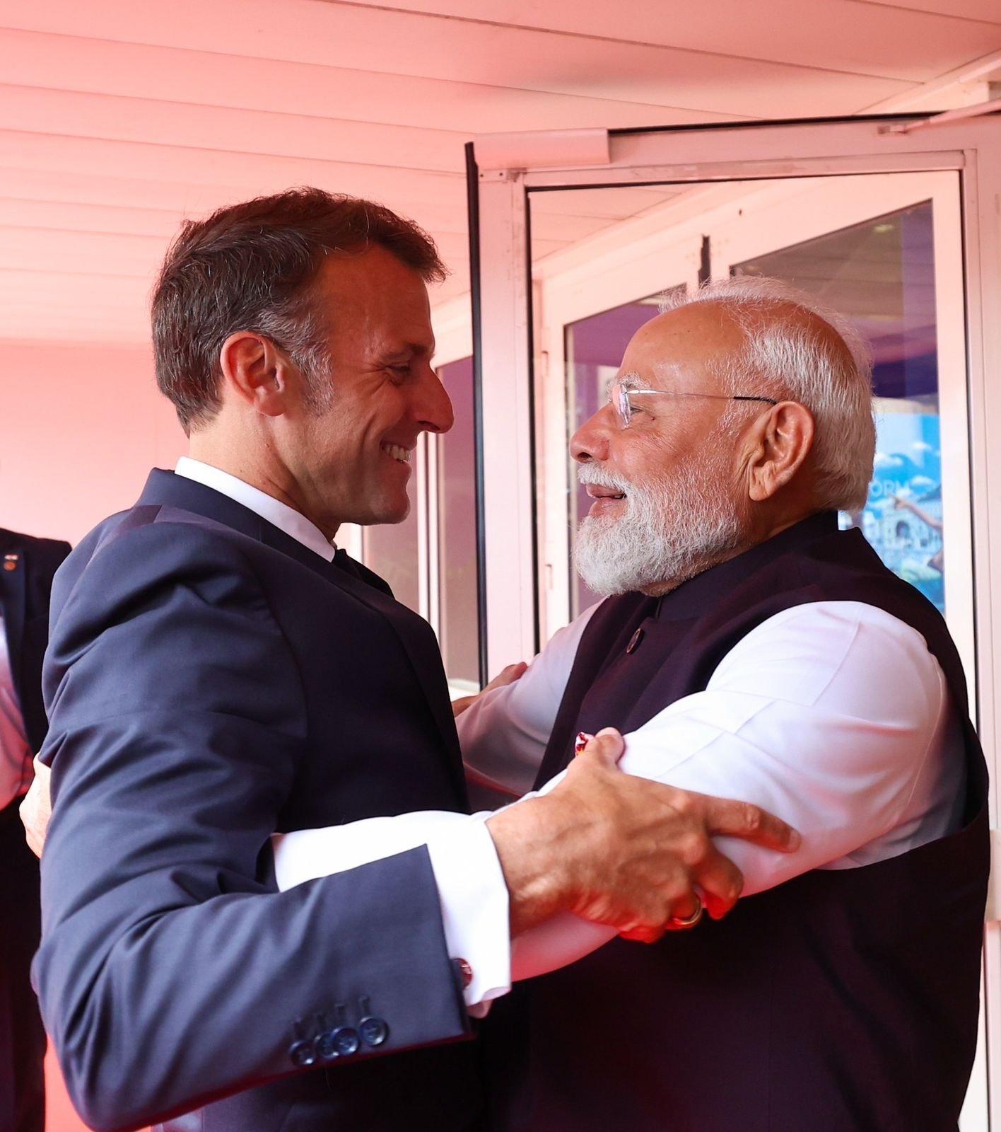 राष्ट्रपति मैक्रों से मिलकर पीएम मोदी ने जताई खुशी, बोले- 'भारत इनोवेट्स 2026' में सार्थक चर्चा