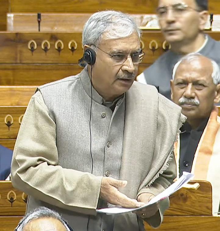 भारत की कुल प्राथमिक ऊर्जा आपूर्ति बढ़कर 39,055 पेटाजूल पहुंची, नवीकरणीय ऊर्जा क्षमता में भी बड़ी छलांग: मंत्री