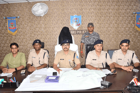 बोकारो में छात्रा हत्याकांड में थाना प्रभारी समेत 28 पुलिसकर्मी निलंबित, 8 महीने बाद जंगल से मिला कंकाल