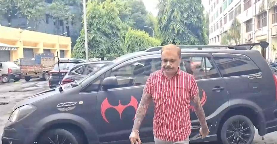 पश्चिम बंगाल: नगरपालिका भर्ती घोटाला मामले में ईडी के सामने पेश हुए मदन मित्रा के बड़े बेटे स्वरूप