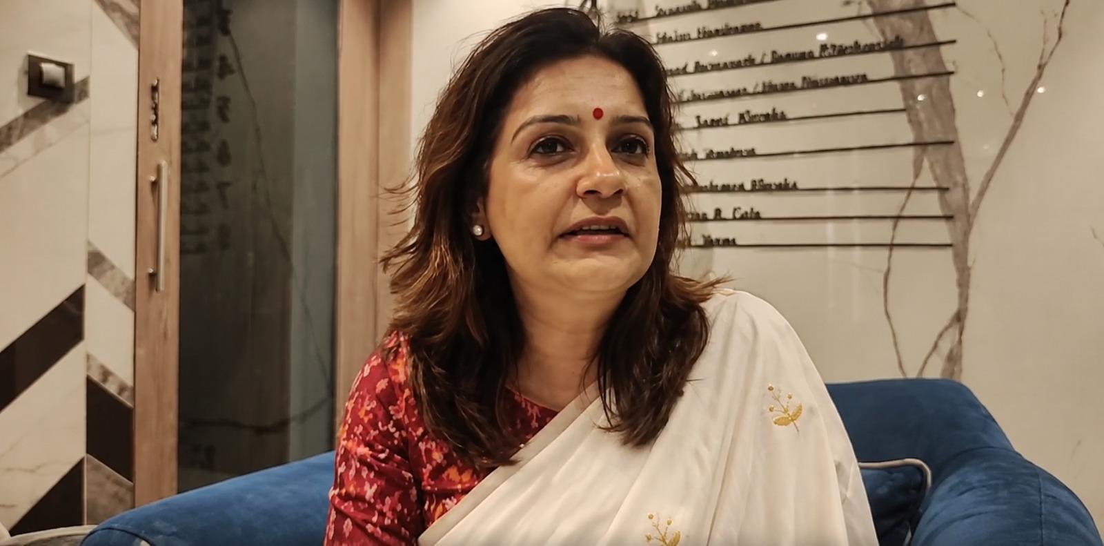 केंद्र सरकार जवाबदेही से भाग रही, युवाओं की चिंताओं की अनदेखी : प्रियंका चतुर्वेदी
