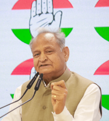 भाजपा सरकार में सरकारी संसाधनों का दुरुपयोग : अशोक गहलोत